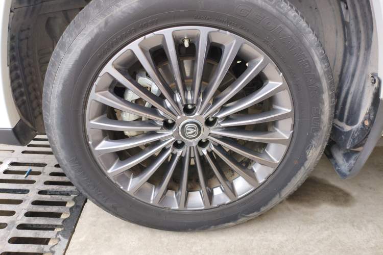 Used Changan CS95 2021 2.0T Two-Wheel Drive Luxury Version
