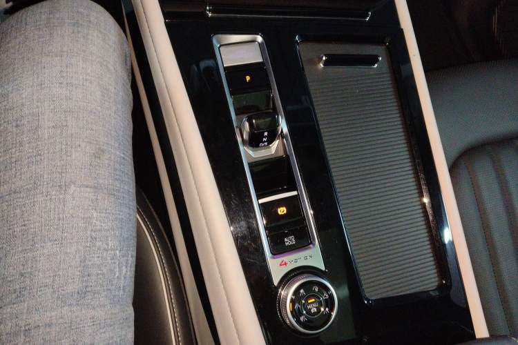 Used Volkswagen Teramont 2023 530 V6 Four-Wheel Drive Prestige Luxury Edition