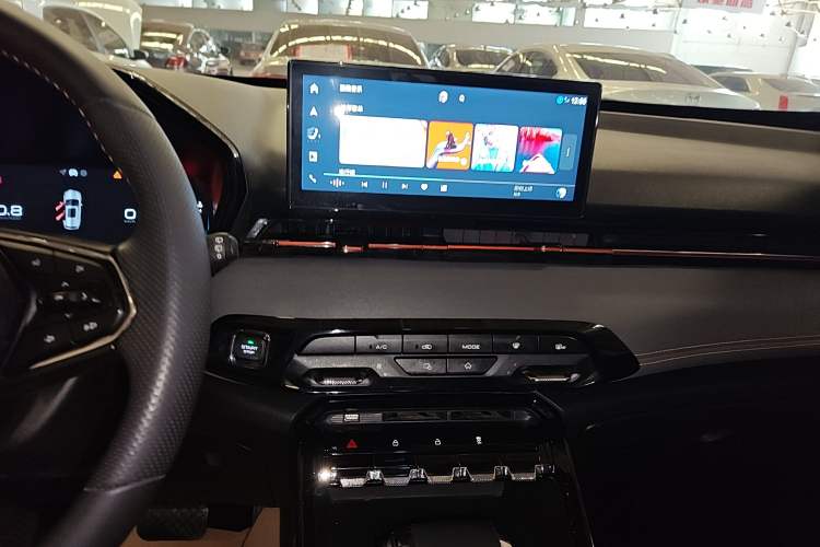 Used Baojun RS-3 2020 1.5L CVT 24-Hour Online Luxury Edition
