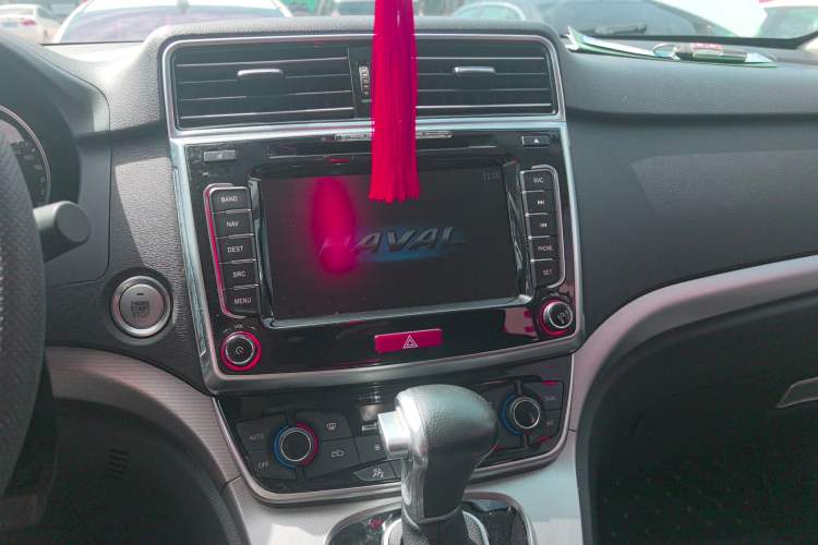 Used Haval M6 2017 1.5T Automatic Two-Wheel Drive Prestige Model
