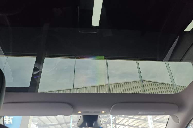 Used Tesla Model Y 2024 Rear-Wheel-Drive Version
