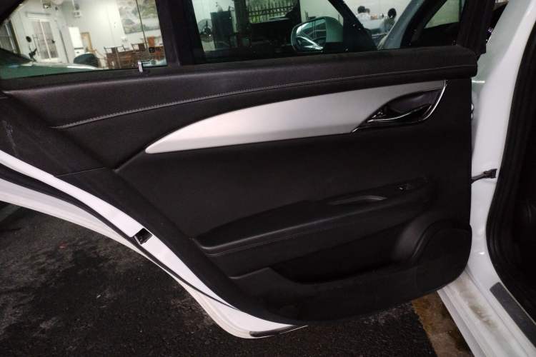 Used Cadillac ATS-L 2017 28T Fashion Edition
