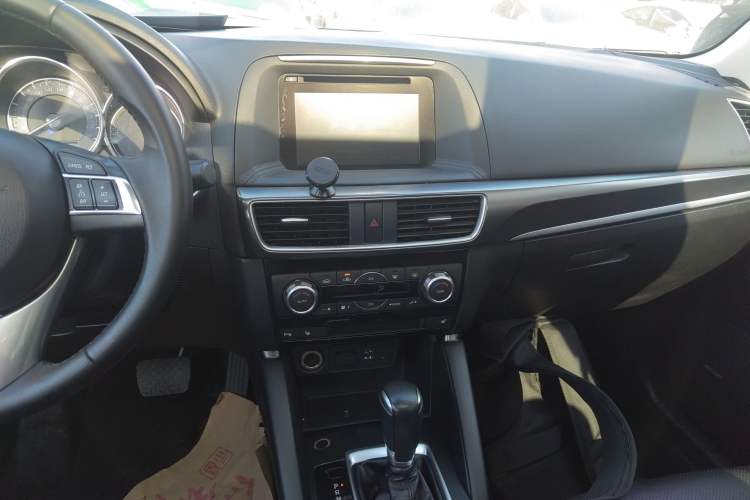 Used Mazda CX-5 2015 2.5L Automatic 4x4 Flagship Model
