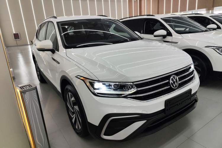 Used Volkswagen Tiguan L 2023 330TSI Automatic Two-Wheel Drive Comfort Edition