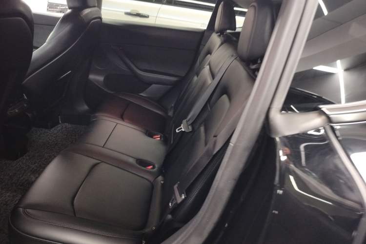 Used Tesla Model Y 2023 Rear-Wheel-Drive Version