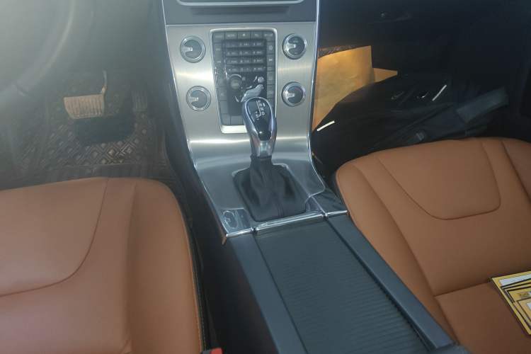 Used Volvo S60 2019 S60L Facelift T5 Intelligent Advanced Edition