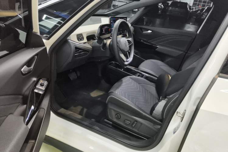 Used Volkswagen ID.3 2025 Smart Edition Outstanding Model
