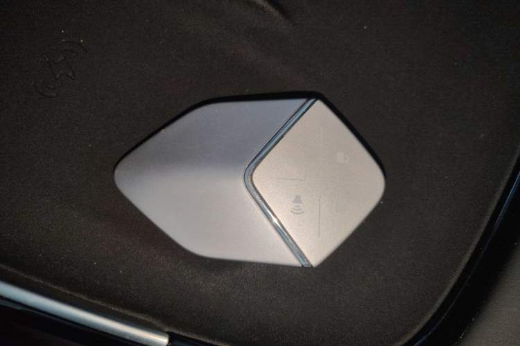 Used  SL03 2025 Pure Electric Elite Model
