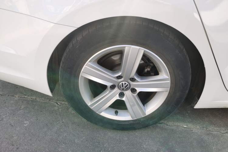 Used Volkswagen Lamando 2019 230TSI DSG Fashion Edition China V Standard