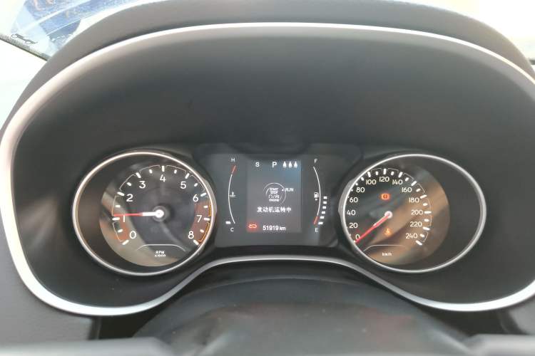 Used  Compass 2019 220T Automatic Enjoyment Version
