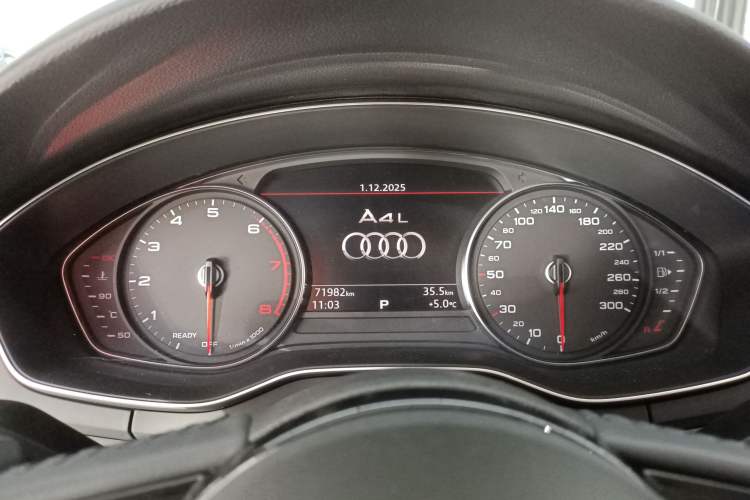 Used Audi A4L 2018 30th Anniversary Edition 30 TFSI Ambition Model