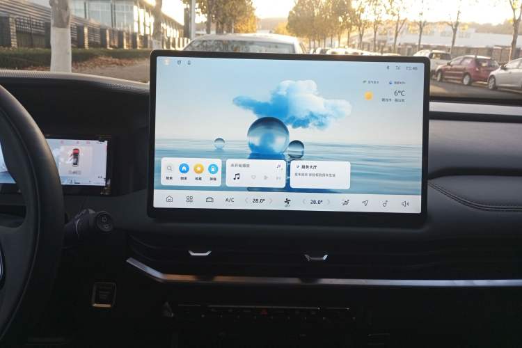 Used Geely Auto Haoyue L 2024 2.0T DCT Prestige Version
