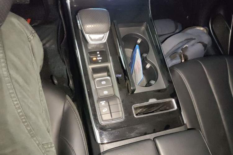 Used Roewe RX5 MAX 2019 300TGI Automatic Smart Cabin Luxury Edition
