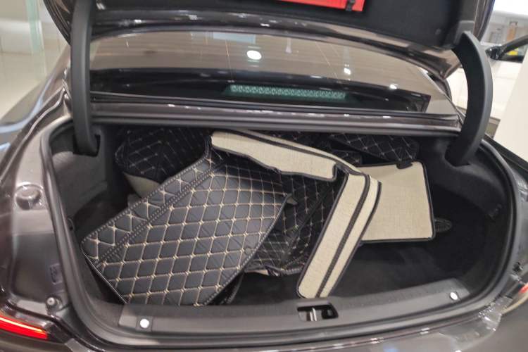 Used Volvo S90 2021 B5 Zhiyi Luxury Edition
