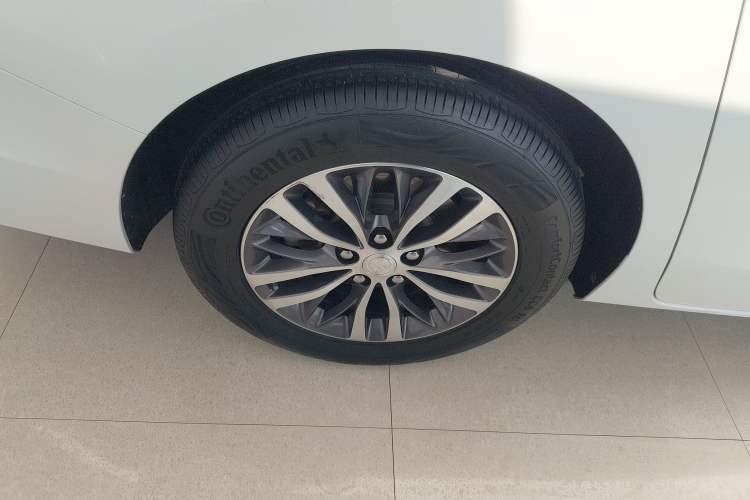 Used Buick GL8 2021 ES Landtrek 653T Comfort Edition
