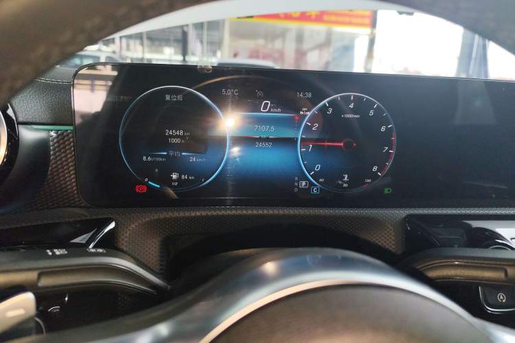 Used Mercedes-Benz A-Class 2022 Revised Version A 200 L Sport Sedan Fashionable Style