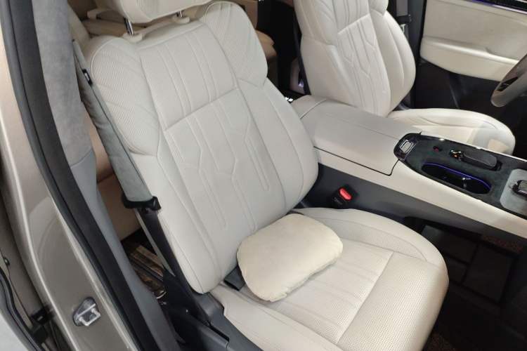 Used Zeekr 009 2022 Revised Model ME Edition
