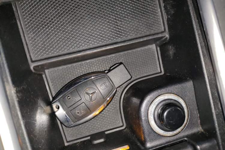 Used Mercedes-Benz GLK-Class 2015 GLK 300 4MATIC Fashion Edition Ultimate Version