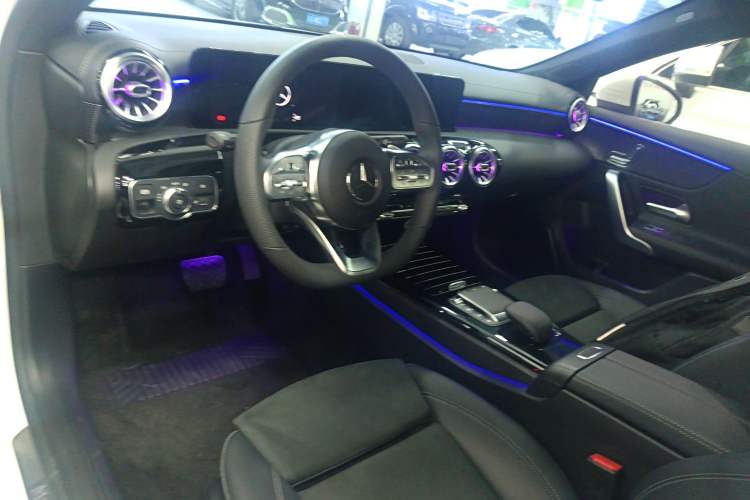 Used Mercedes-Benz A-Class 2021 A 200 L Sport Sedan Fashion Model