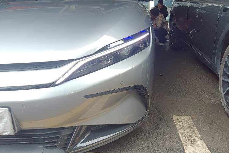 Used BYD Han 2023 EV Champion Edition 605KM Front-Drive Premium Model
