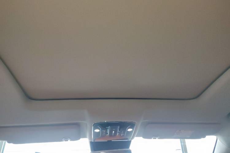 Used  Shanhai L7 2024 1.5T 120km MAX 5-Seater
