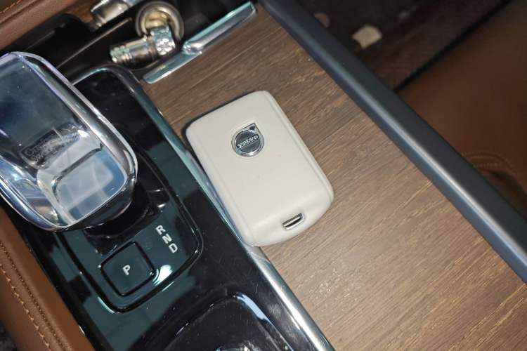 Used Volvo S90 2024 B5 Zhiyuan Luxury Edition
