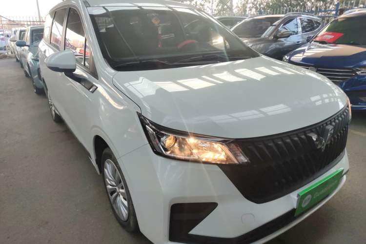 Used Wuling Jiachen 2022 1.5L Manual Enjoyment Elite Model