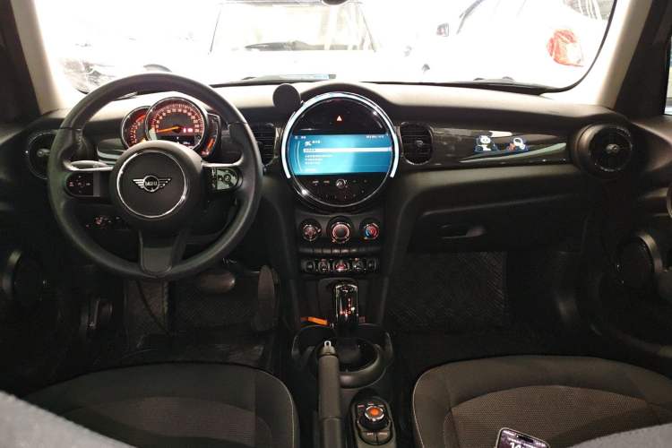 Used  MINI 2023 1.5T ONE Five-Door Edition
