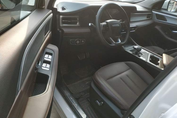 Used JETOUR X90 PLUS 2023 1.6TD DCT Villa 7-Seater
