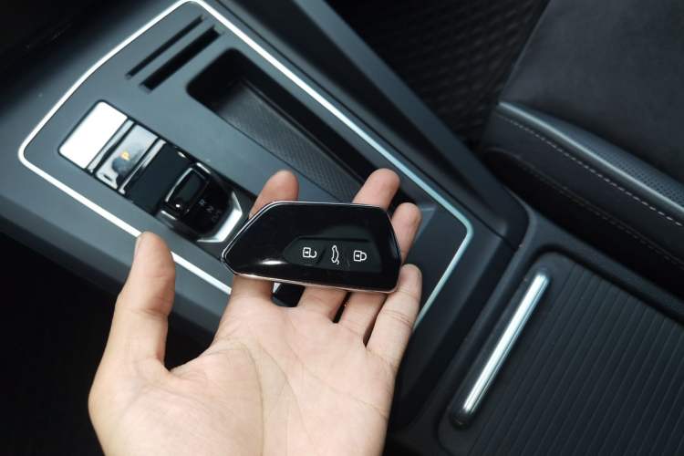 Used Volkswagen Golf 2023 280TSI DSG R-Line Lite
