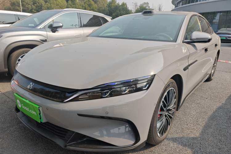 Used BYD Han 2025 EV with 701 km of Laser Radar-Enabled Intelligent Driving