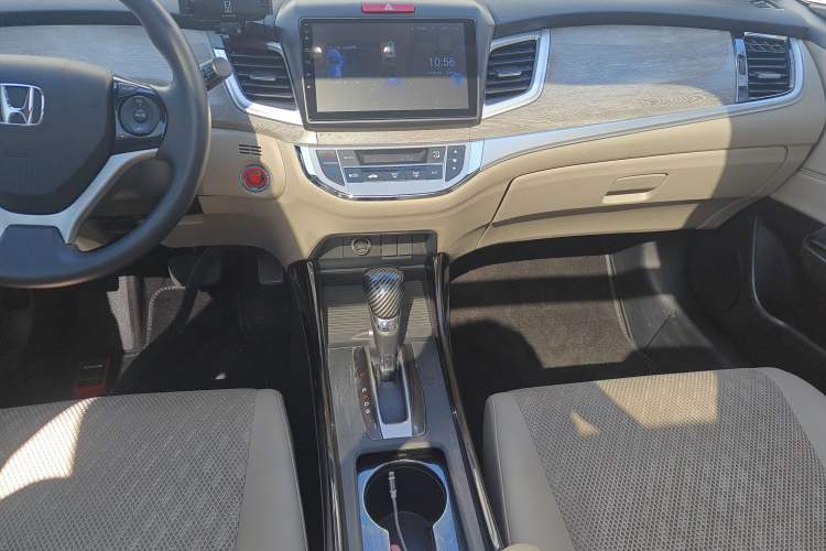 Used Honda Jade 2017 210TURBO CVT Fashion Edition 5-seater
