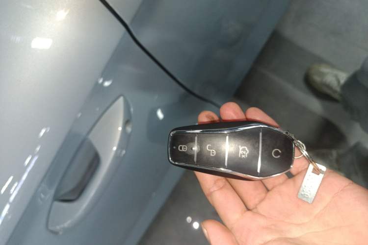 Used BYD Qin L 2025 DM-i Smart Drive 80KM Leading Model