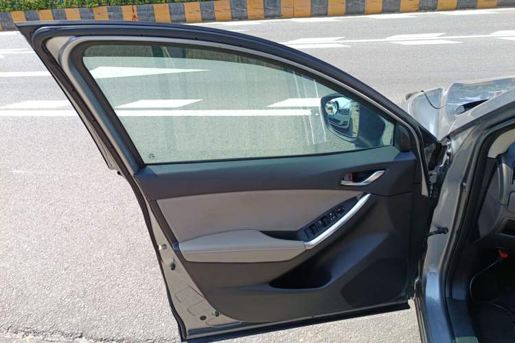 Used Mazda CX-5 2013 2.0L Automatic Two-Wheel Drive Comfort Version
