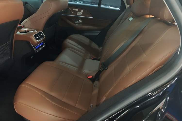 Used Mercedes-Benz GLE 2024 GLE 450 4MATIC Stylish Model
