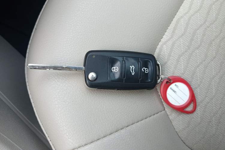 Used Skoda Rapid 2015 1.6L Automatic Smart Selection Model