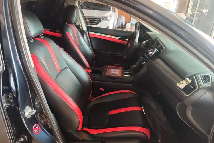 Used Honda Civic 2016 220TURBO CVT Luxury Edition
