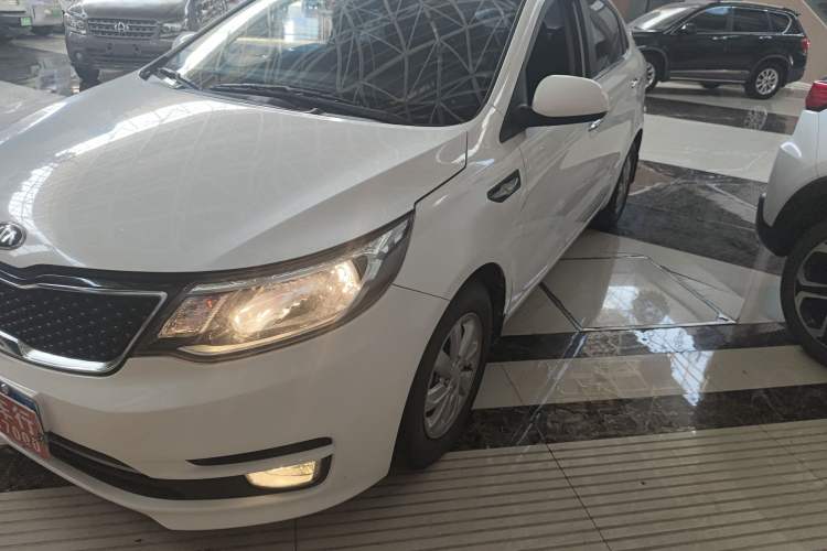 Used Kia K2 2015 Sedan 1.4L Automatic GLS
