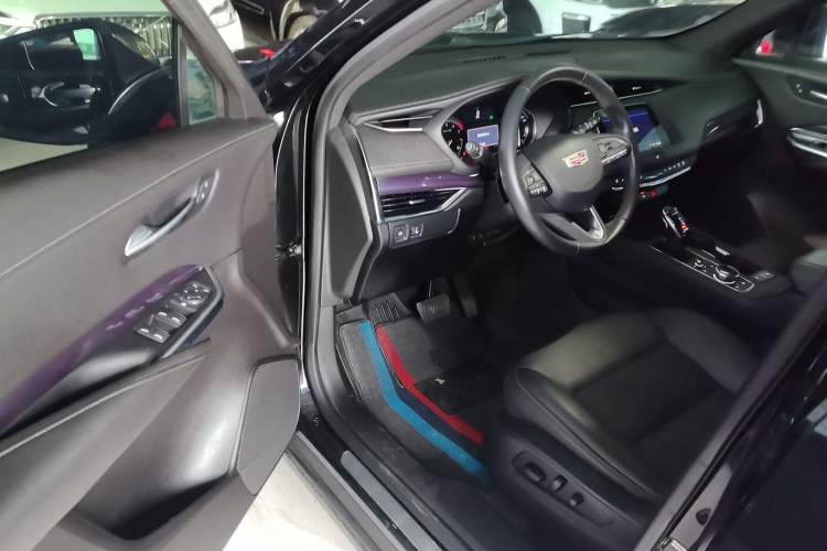 Used Cadillac XT4 2022 28T Two-Wheel Drive Fashion Edition