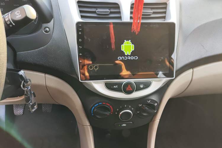 Used Hyundai Verna 2016 1.4L Manual Smart GLS Trim
