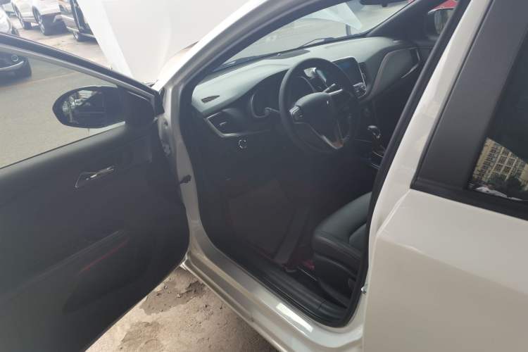 Used Chevrolet Monza 2020 Light Hybrid RS 330T Automatic Comfort Edition
