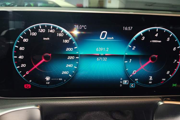 Used Mercedes-Benz GLB 2020 Updated GLB 200 Dynamic Edition
