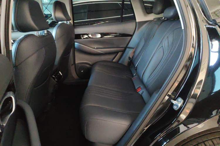 Used  E5 2024 440km Exploration Version
