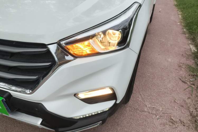 Used Hyundai ix25 2017 1.6L Automatic Smart Version
