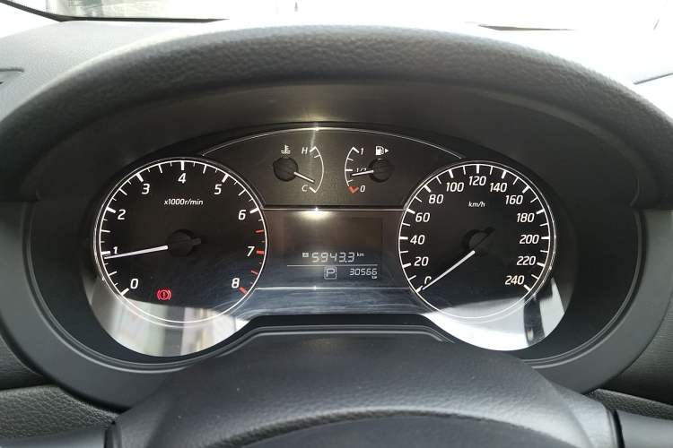 Used Nissan Tiida 2020 1.6L CVT Cool Edition
