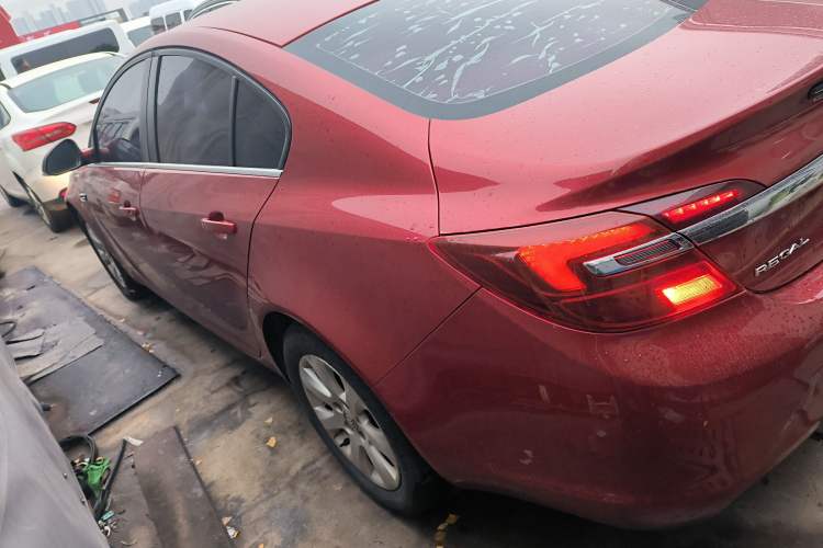 Used Buick Regal 2015 2.0L Leading Fashion Edition
