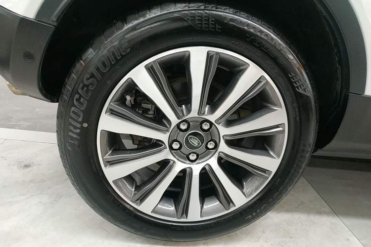 Used Land Rover Range Rover Evoque 2018 240 PS SE Smart Brilliance Edition