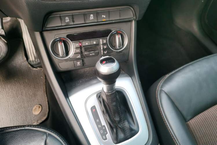 Used Audi Q3 2018 35 TFSI Fashion Edition Collector's Model
