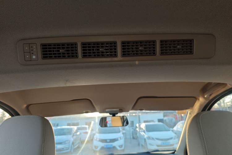 Used Wuling Hongguang 2019 1.5L S Standard Version China VI LAR
