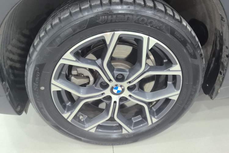 Used BMW X1 2021 Restyled sDrive25Li Leading Edition
